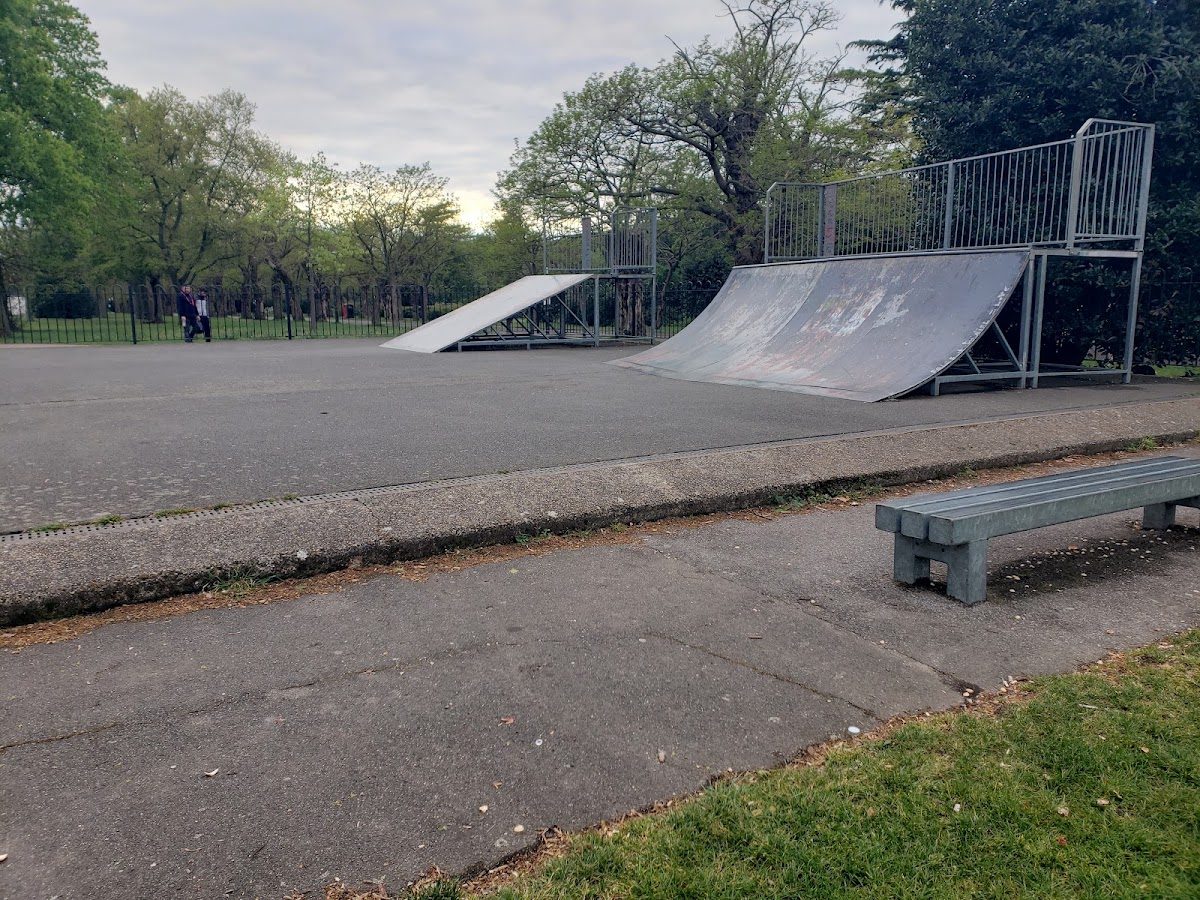 Barking Skatepark — London, UK